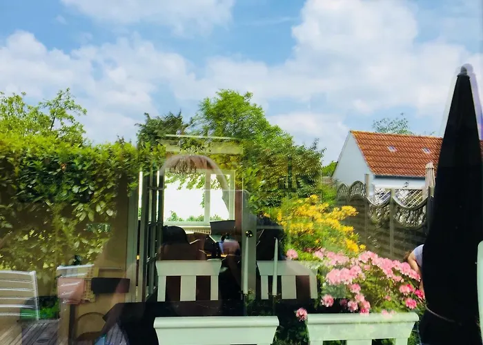 Exklusive Strohberg * Plön